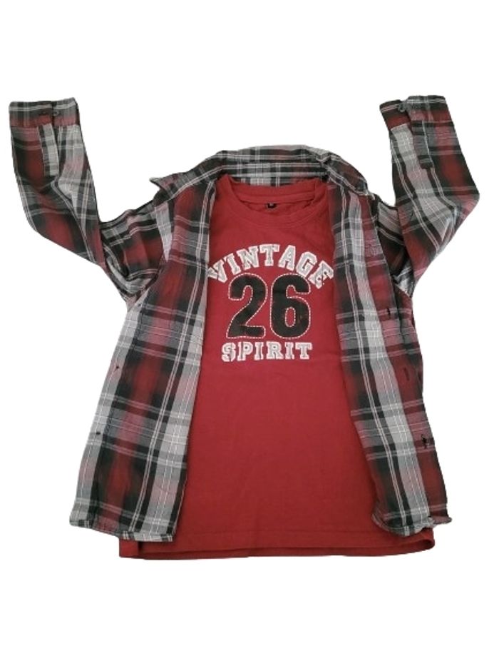 Garçon (taille 6 ans) : chemise avec sous pull cousu