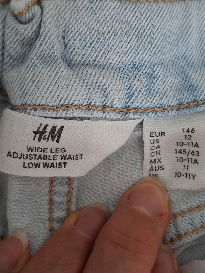 Jeans bleu clair cargo large réglable 12 ans H&M 
Très bon état - photo numéro 7