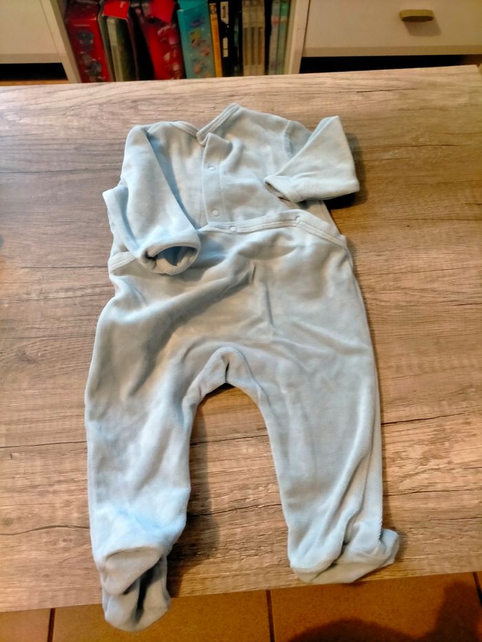 Pyjama - photo numéro 2