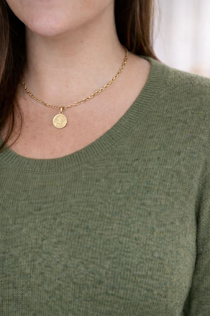 Robe pull en tricot vert militaire au motif marguerites sur les manches Femme taille 54 marque Asos 💍 - photo numéro 4