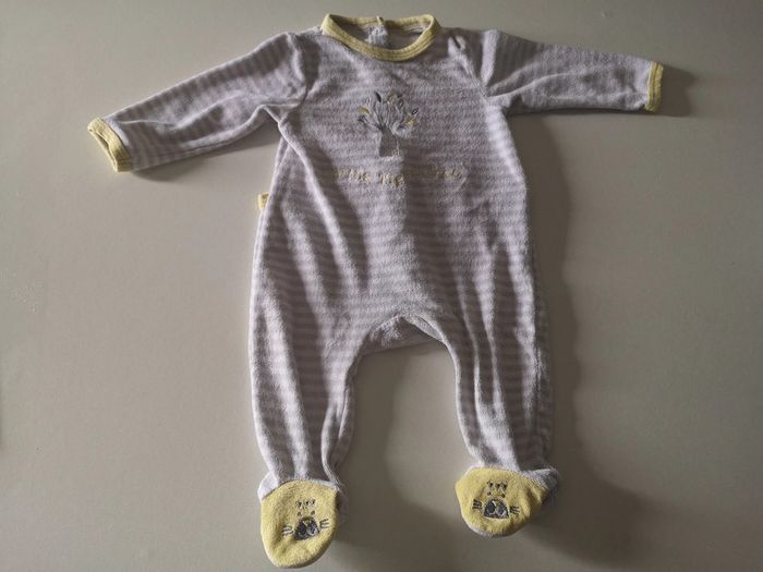 Pyjama bébé 6mois.