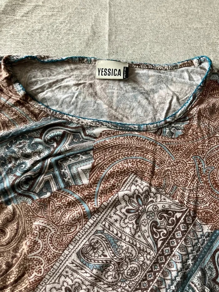 Tee-shirt manches longues Yessica – Taille M, motif coloré et géométrique - photo numéro 4