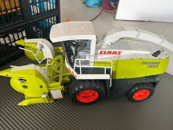 Bruder Ensileuse Claas Jaguar 900