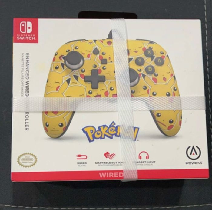 Manette pikachu switch Pokémon scellée