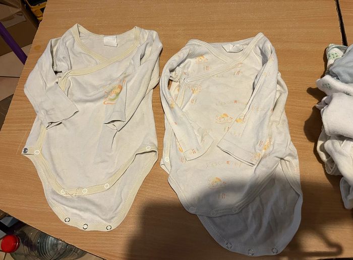 Lot de 15 body taille 6 mous - photo numéro 2