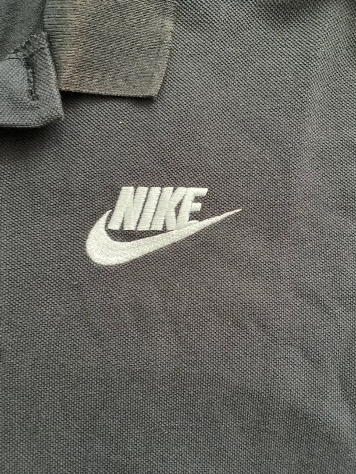 Polo nike noir taille S - photo numéro 3
