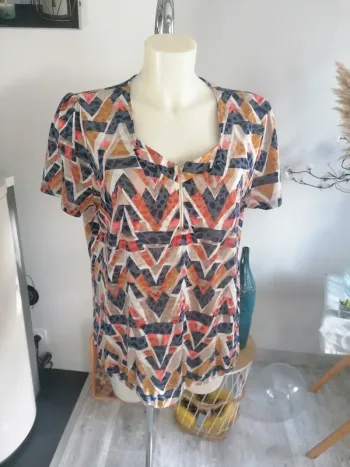 Blouse manches courtes 44 u collection