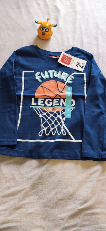 T-shirt garçon manches longues 6 an neuf
