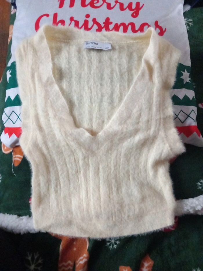 Pull taille xs bershka - photo numéro 2