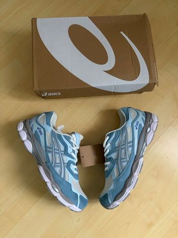 Asic gel nyc  bleu43,5 