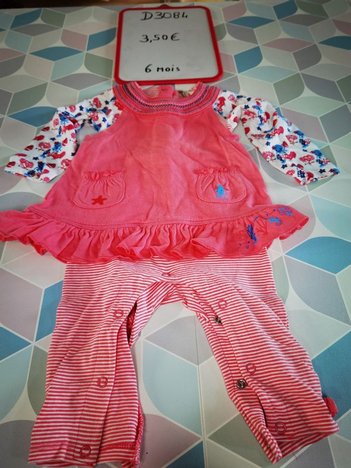 D3084 - combipantalon fille 6 mois
