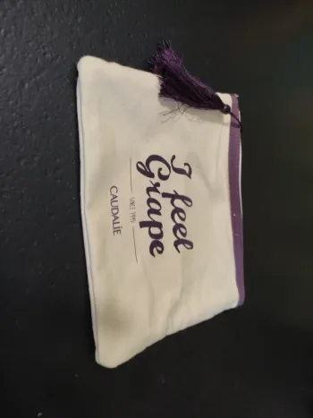 Pochette maquillage Caudalie