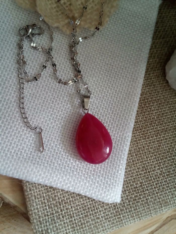 Collier réversible quartz cerise et arrête de poisson 🩷. - photo numéro 3