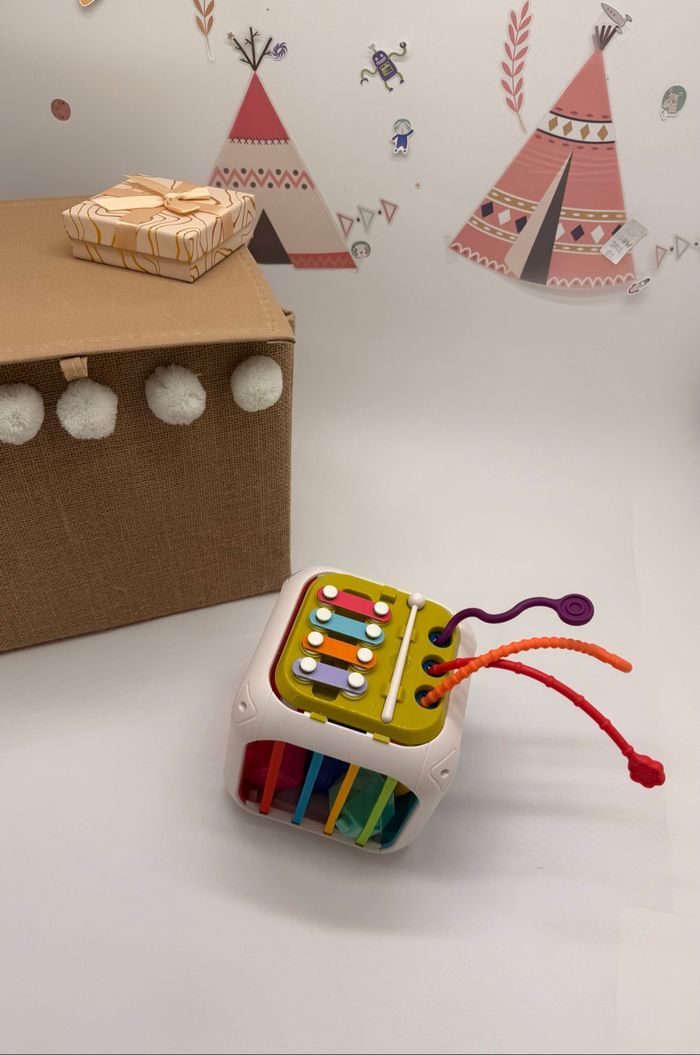 Cubes Montessori 7 en 1 – Trieur de formes - Jouets d’éveil bébé - photo numéro 5