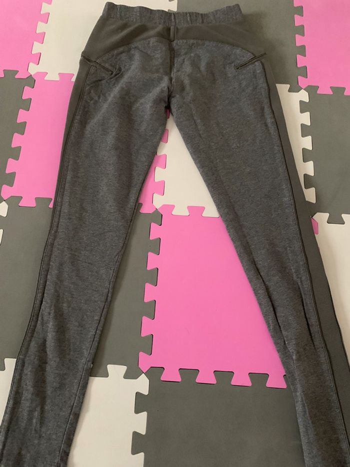 Legging bershka taille S - photo numéro 2