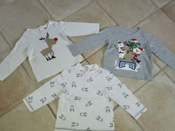 Lot 3 t-shirts Noël hiver 2 ans