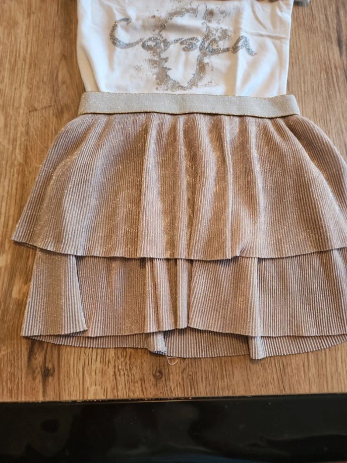 Ensemble jupe et t shirt 1/2 ans - photo numéro 3