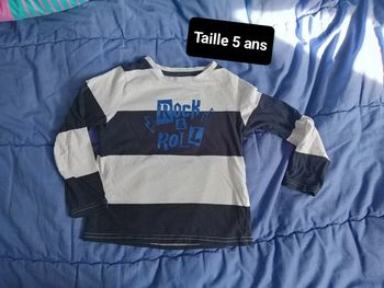 Haut 5ans manches longues Kiabi 