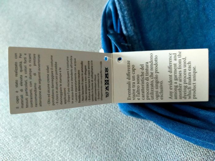 Haut de bikini bandeau bleu velours – Taille 36 – 1 seul exemplaire disponible - photo numéro 6