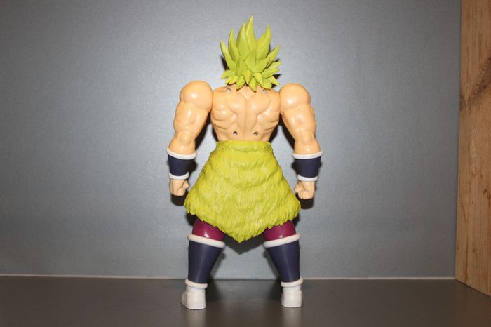 Figurine XL Broly - DBZ - photo numéro 3