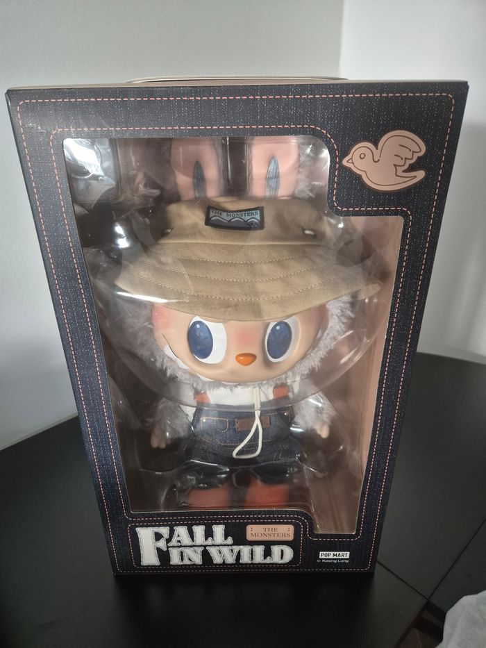 Popmart Fall in wild 38cm