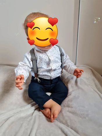 Magnifique ensemble porté 1 fois kiabi haut taille 9 mois bas taille 6 mois