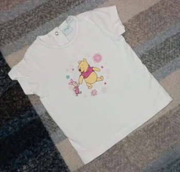 T-shirt Winnie Disney taille 6 mois