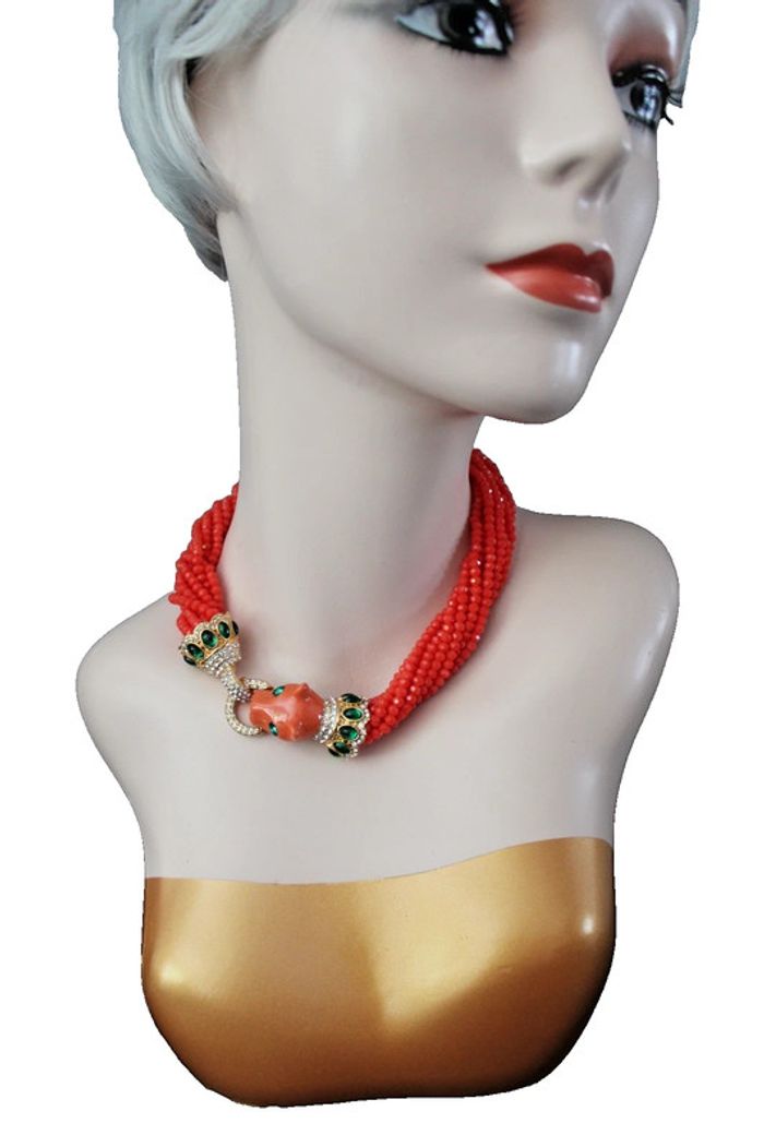 magnifique collier en petites perles de verre couleur corail + fermeture en tête de panthère - photo numéro 2