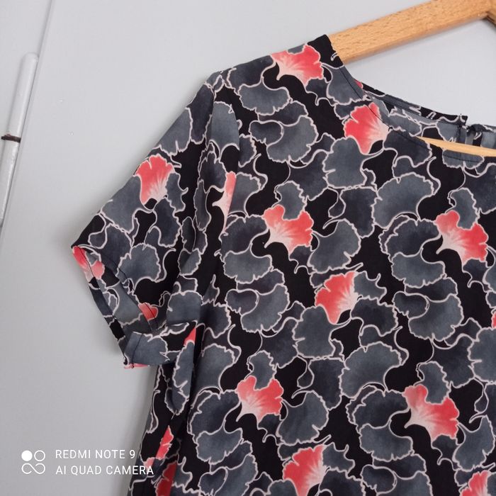 Blouse grise à fleurs t40 - photo numéro 3