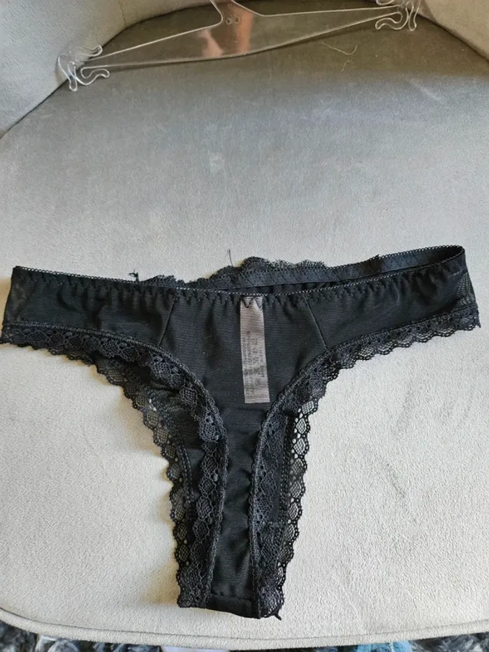 Magnifique ensemble Nuisette avec string T.S - photo numéro 7