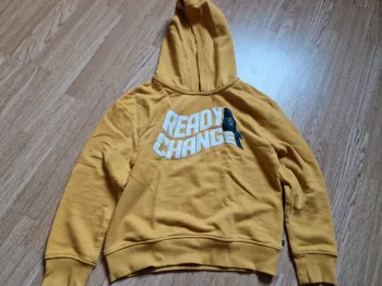 Sweat okaidi avec capuche
