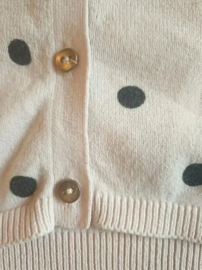Gilet rose à pois noirs - photo numéro 3