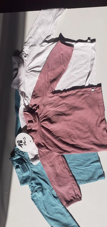 lot de 3 sous pulls colorés 18 mois