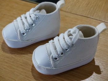 Baskets bébé 0-3 mois