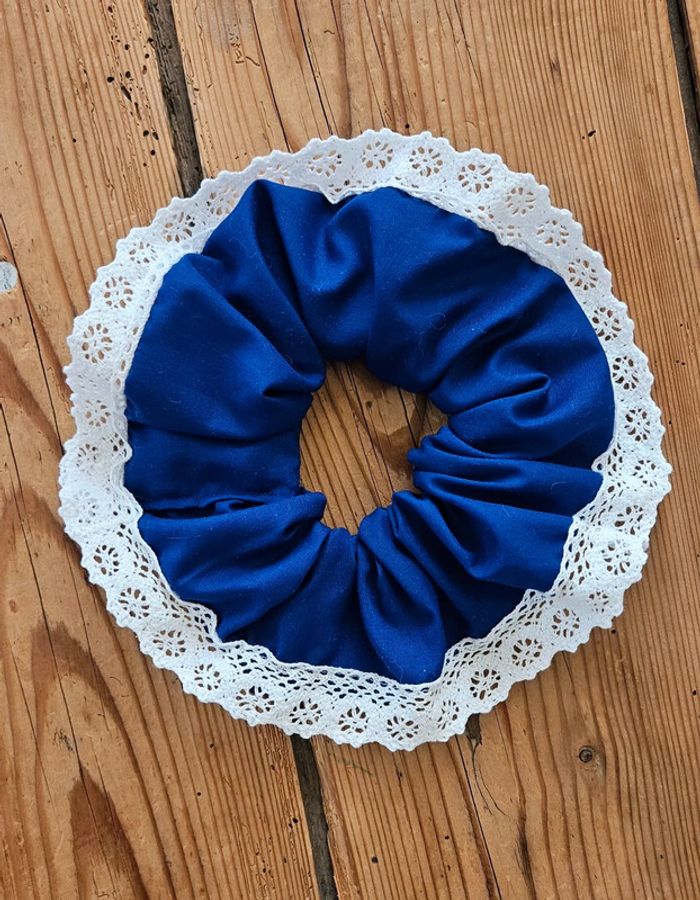 Maxi chouchou bleu dentelle - photo numéro 3