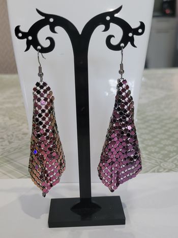 BOUCLES D'OREILLES DISCO SEQUIN ROSE ANNEE 80 , FETES ! NEUF !