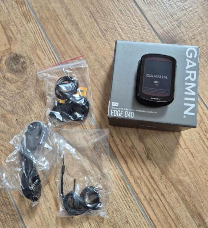 Ordinateur Garmin edge 840