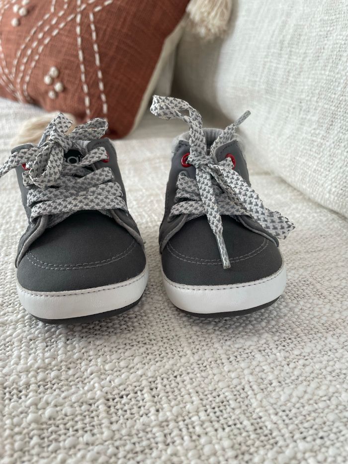 Chaussure neuf - photo numéro 3