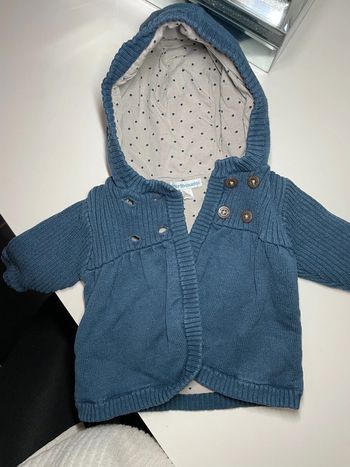 Veste gilet bébé pull