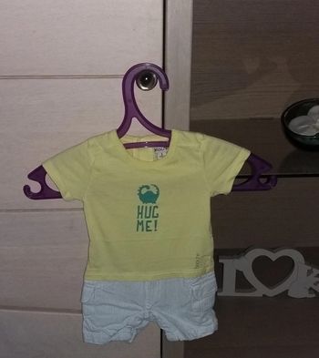 combishort / combinaison courte 1 mois "brioche" (la halle) en excellent état