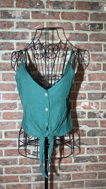 Top vert nylon avec un noeud Shein Taille S / 36