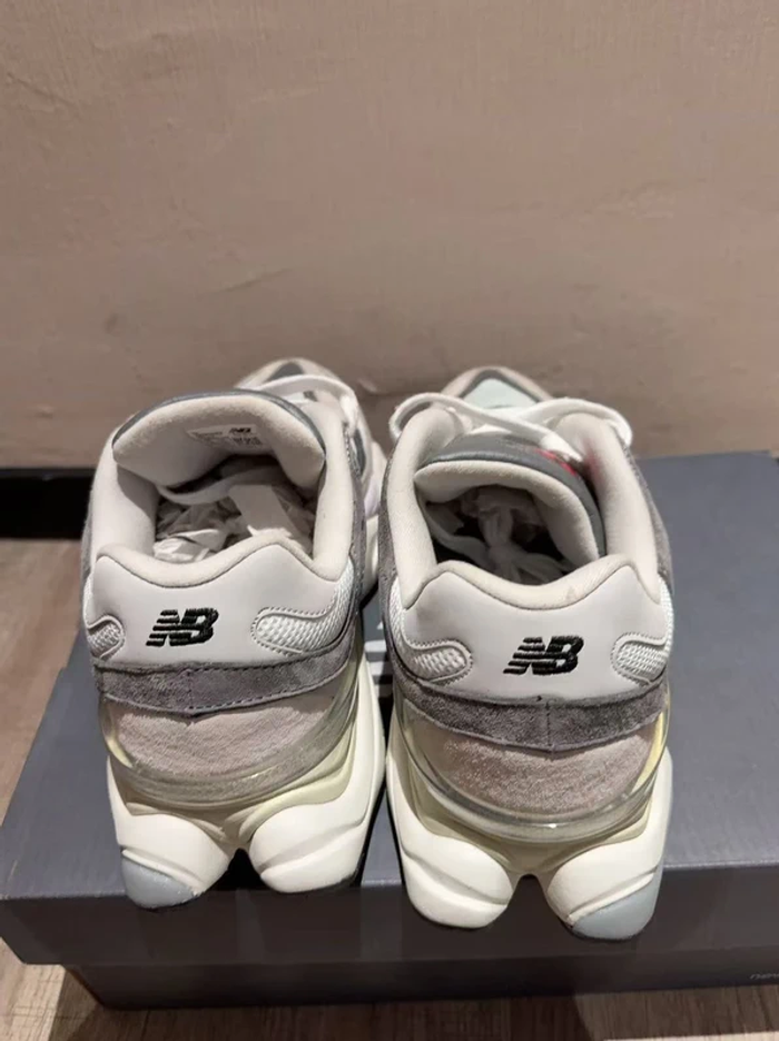 New Balance 9060 Gris 40 - photo numéro 6