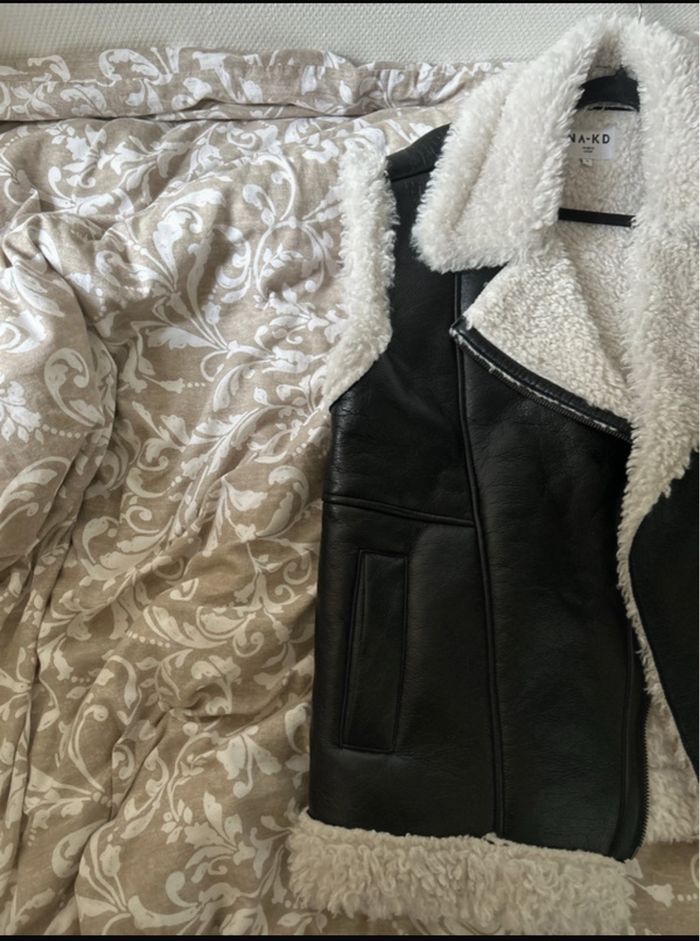 Veste sans manches en fausse fourrure - photo numéro 3