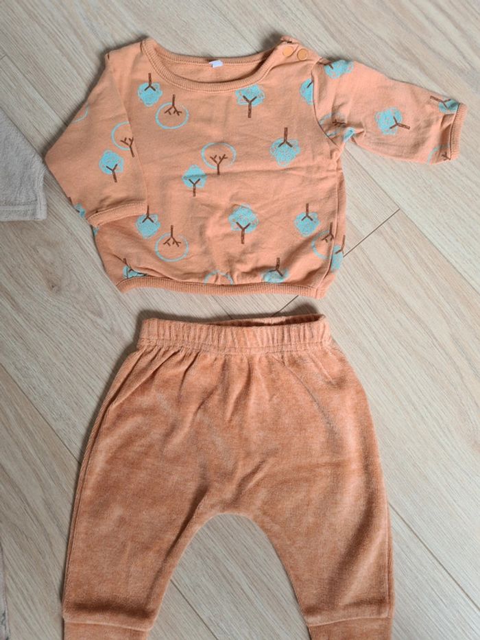 Ensemble lot sweat et pantalon 3 mois - photo numéro 2