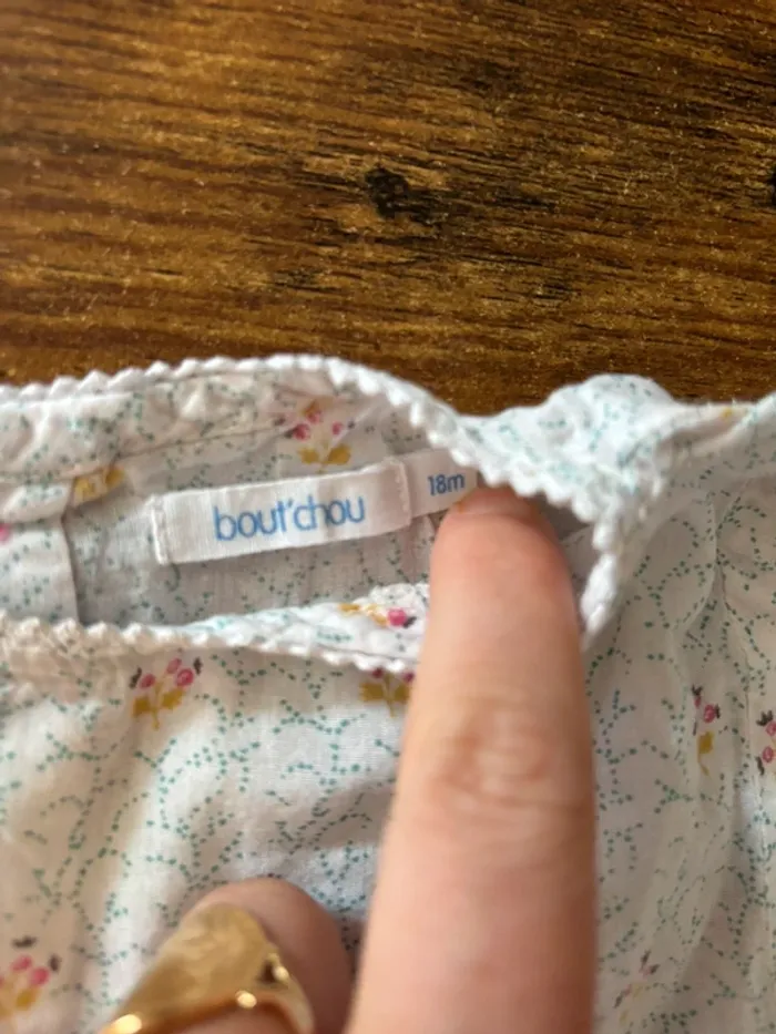 Blouse avec petites fleurs des champs - photo numéro 3