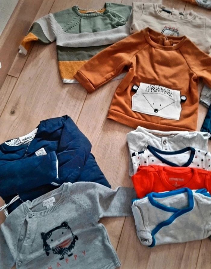 Lot bébé garçon 3 mois + 1 mois + écharpe portage - photo numéro 2
