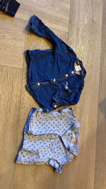 Chemises bébé neuves