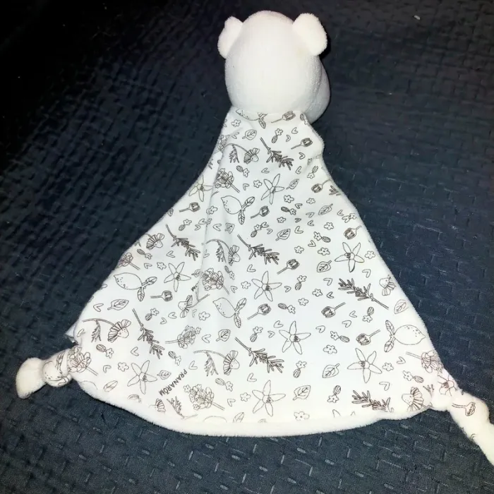 Doudou Plat Pranarom Hippopotame Blanc et Marron Dessous Imprimé Fleur - photo numéro 3