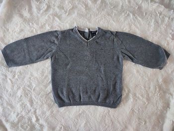 Pull gris kiabi taille 18 mois