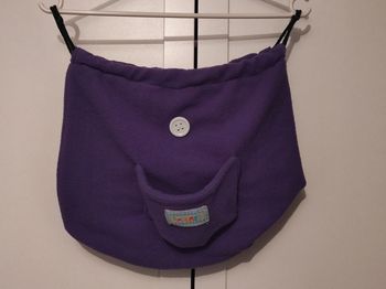 Sac à dos violet avec poche kangourou pour poupée